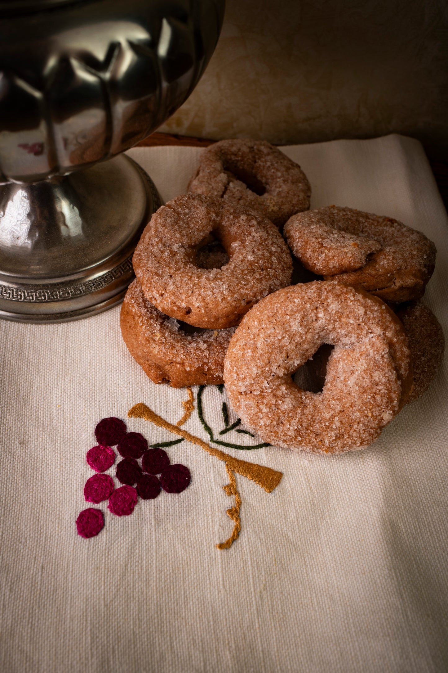 Ciambelle al vino rosso